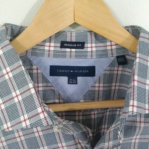 Tommy Hilfiger.  Long sleeve.  17 1/2. 32-33